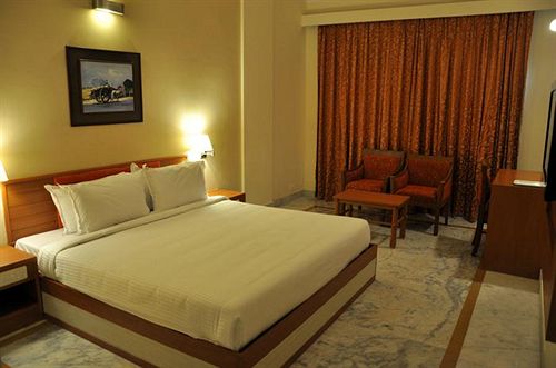 Hotel BKR Grand